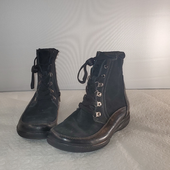 Clarks Kearns Sirena Black Boots - Picture 4 of 9